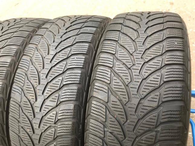 215/45 R17 Bridgestone Blizzak LM-32