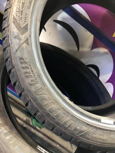 285/40 R20 Goodyear UltraGrip Performance передние 255/45 на GLC