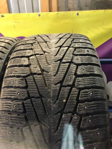 295/40 R21 Nokian Hakkapeliitta 7 SUV