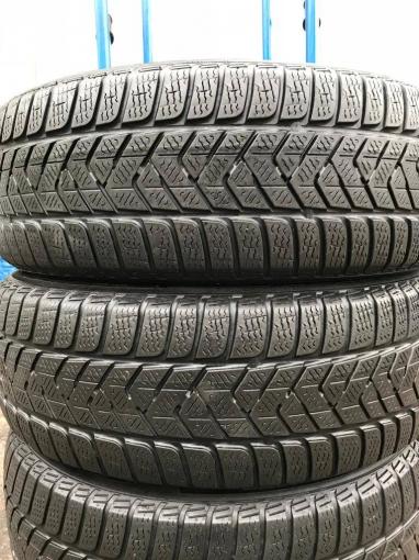 285/45 R20 Pirelli Scorpion Winter