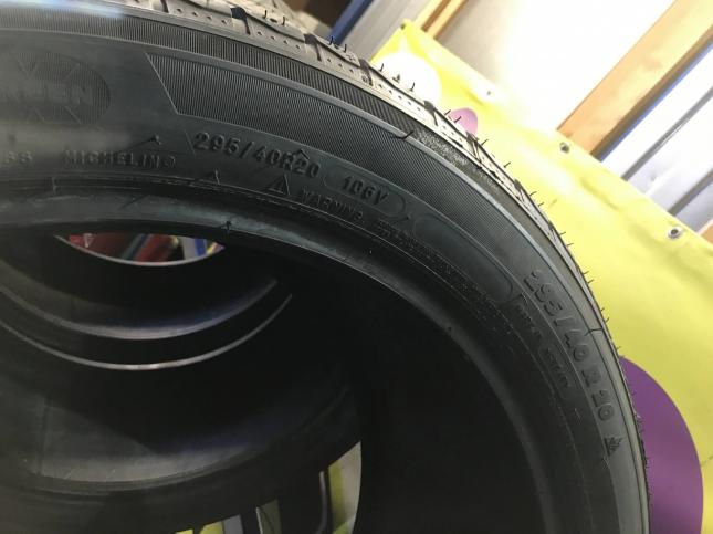 295/40 R20 Michelin Latitude Alpin 2 зимние нешипованные