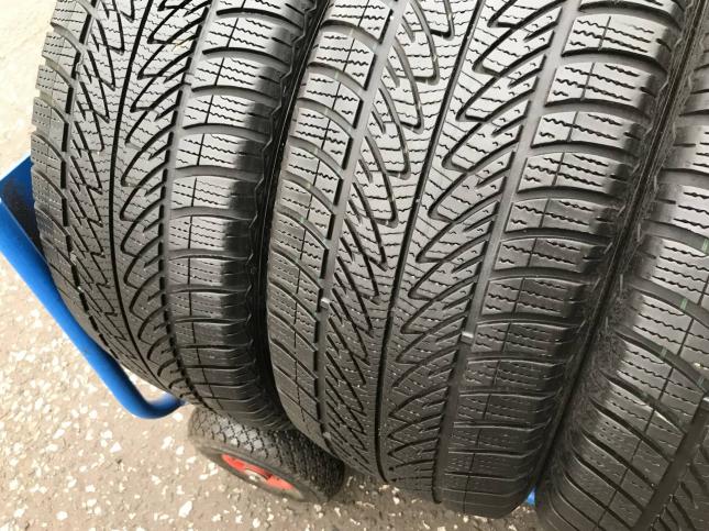 235/55 R17 Goodyear Ultra Grip Performance зимние нешипованные