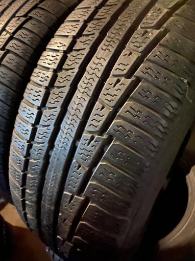 235/50 R18 Nokian WR A3 зимние нешипованные