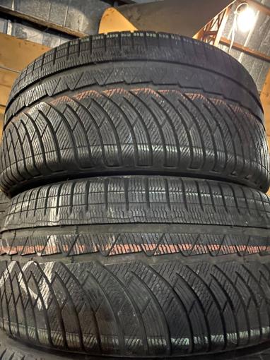 255/35 R19 Michelin Pilot Alpin 4 зимние нешипованные