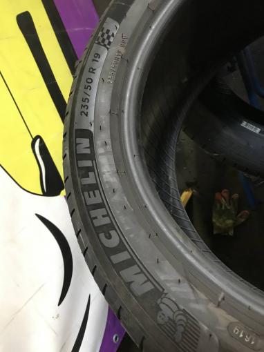 235/50 R19 Michelin Pilot Sport 4 летние