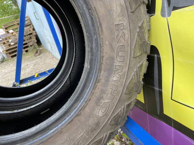 235/85 R16 Kumho RoadVenture MT 834 летние