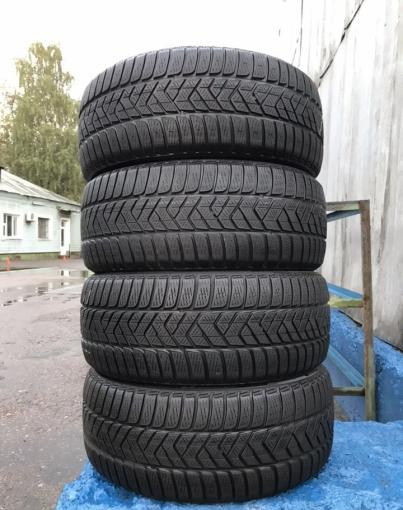 225 40 18 Pirelli Winter Sottozero 3