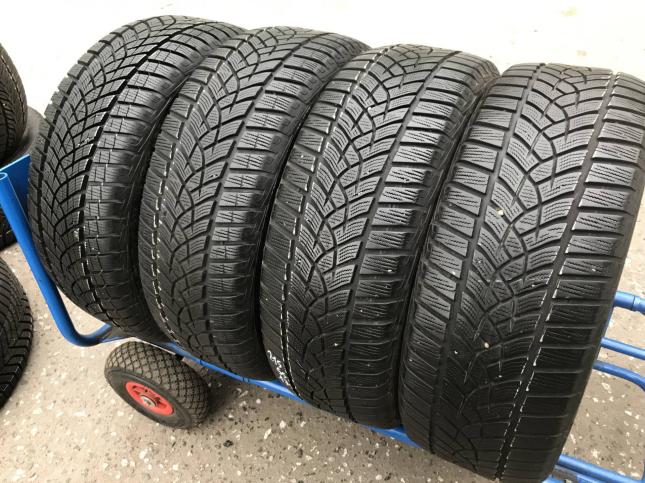 215/55 R17 Goodyear UltraGrip Performance зимние шипованные