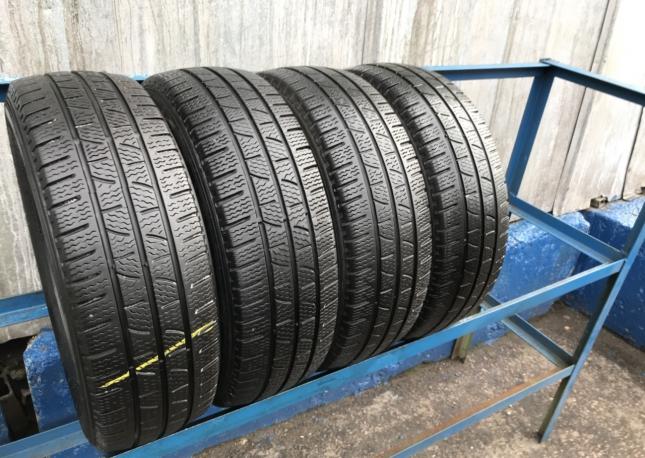 205 65 16С Pirelli Carrier Winter 