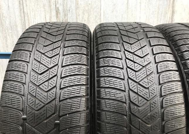 235 55 19 Pirelli Scorpion Winter 235/55/19