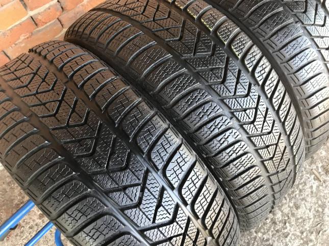 225 45 r19 Pirelli Winter Sottozero 3