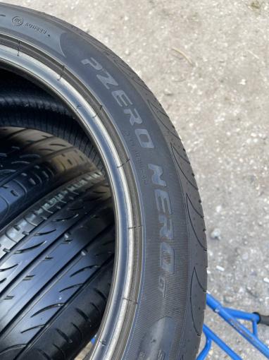 225/40/18 Pirelli p zero Nero 225 40 18