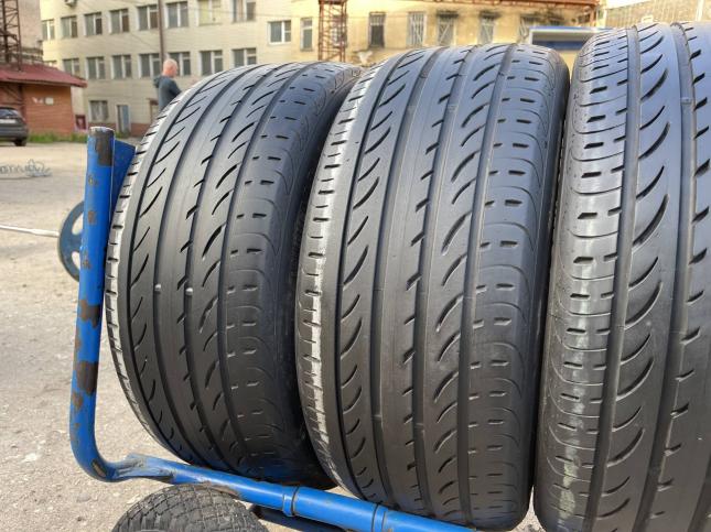 225/40/18 Pirelli p zero Nero 225 40 18