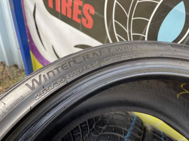 255/35 R19 Kumho WinterCraft WP71 зимние нешипованные