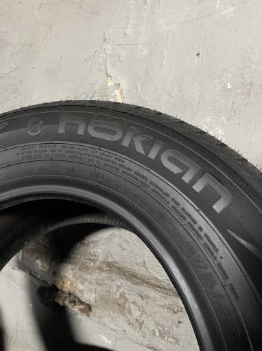 275/60 R17 Nokian Tyres WR зимние нешипованные