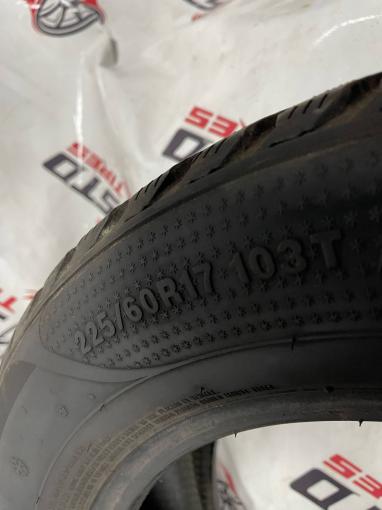225/60 R17 Kumho I'Zen RV KC15 зимние шипованные