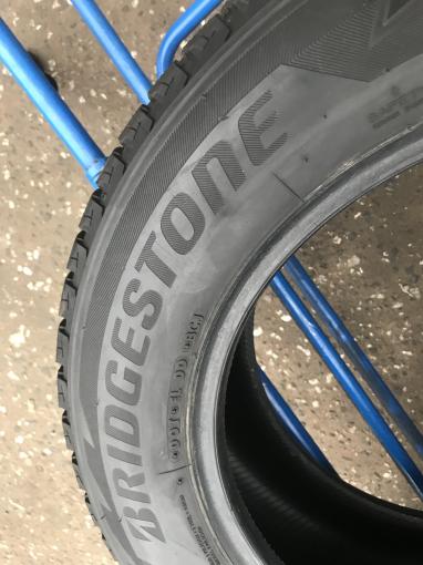 235 60 R17 Bridgestone Blizzak DM-V2