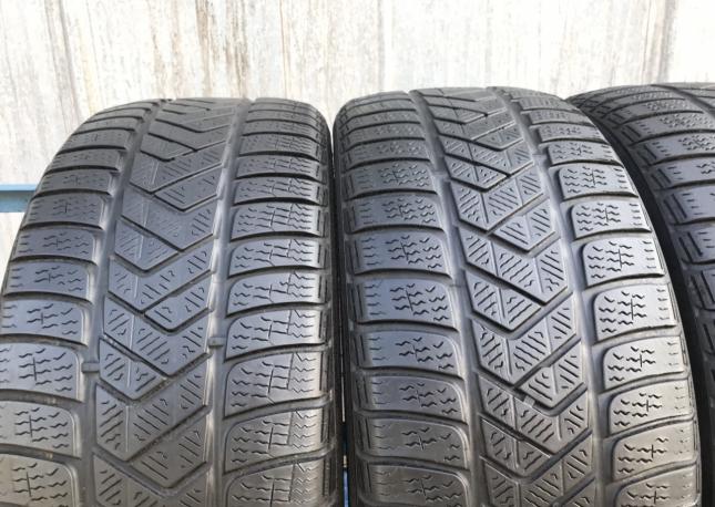 245 45 19 Pirelli Winter Sottozero 3 