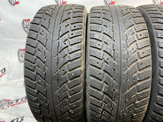 225/55 R18 Kumho I'Zen RV Stud KC16 зимние шипованные