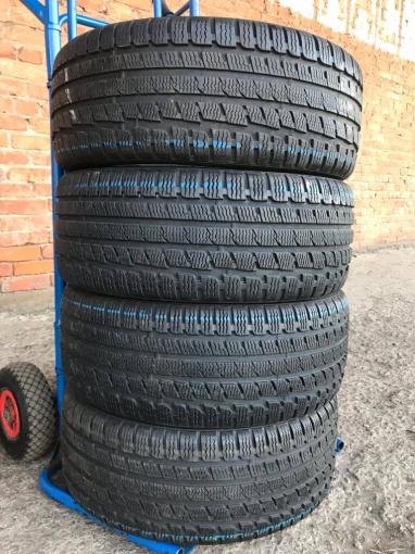 215/60 R17 Kumho Winter ST