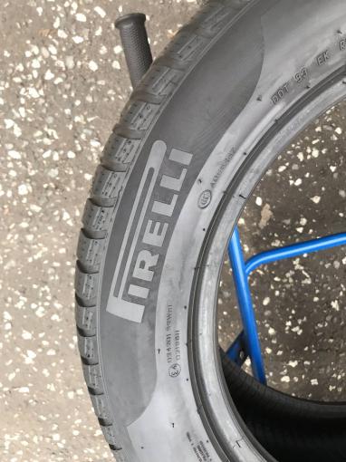 215/65 R17 Pirelli Winter Sottozero II зимние нешипованные