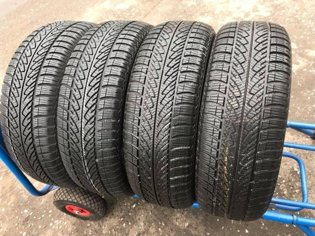 215/65 R17 Goodyear Ultra Grip 8 Performance