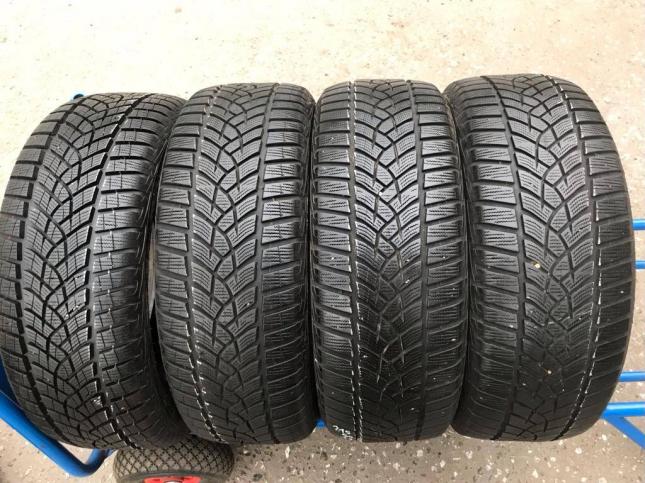225/45 R17 Goodyear UltraGrip Performance 2