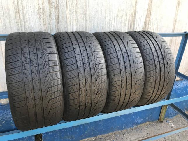 245 45 R19 Pirelli Winter Sottozero 2 