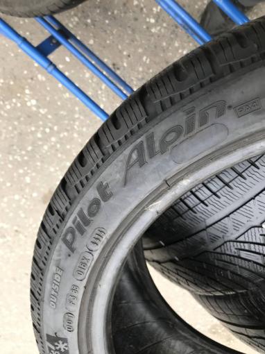 235 45 R18 Michelin Pilot Alpin 4