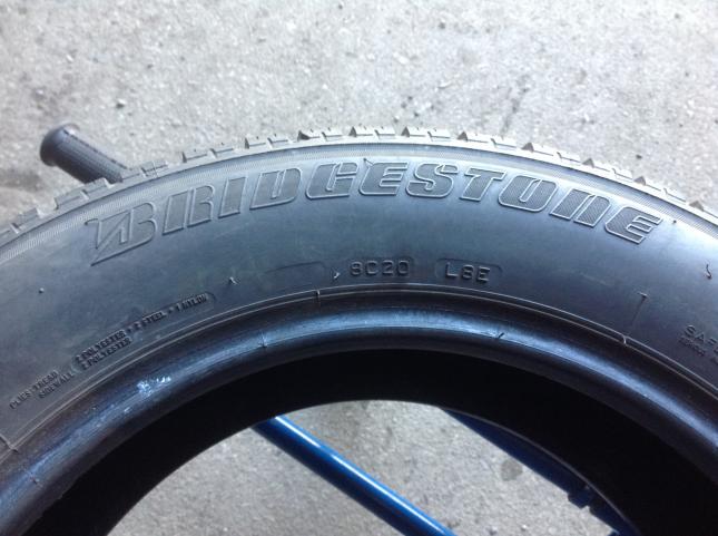 Шины 205 60 16 Bridgestone Blizzak 98H 4шт