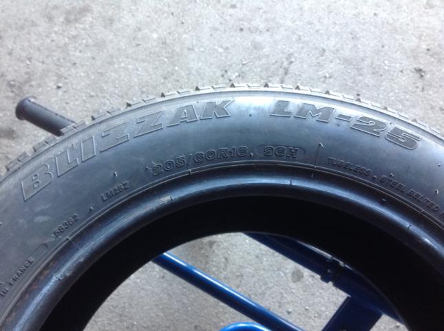 Шины 205 60 16 Bridgestone Blizzak 98H 4шт