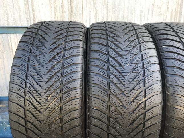 245/70 R16 Goodyear UltraGrip 109h