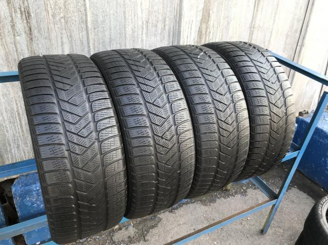 245/45 R19 Pirelli SottoZero3 102h