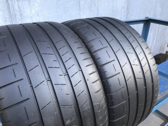 325/30 R22 Pirelli P Zero PZ4 летние