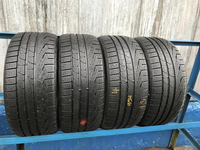 215 60 16 Pirelli Winter 240 Sottozero 2 98H