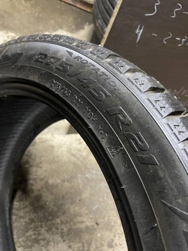 275/45 R21 Pirelli Ice Zero зимние шипованные