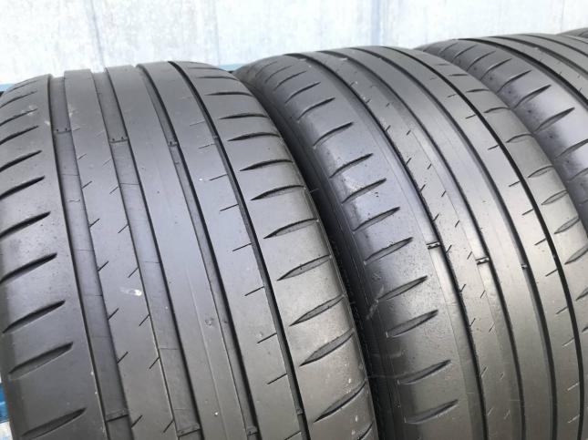 235/45 R19 Michelin Pilot Sport 4 летние