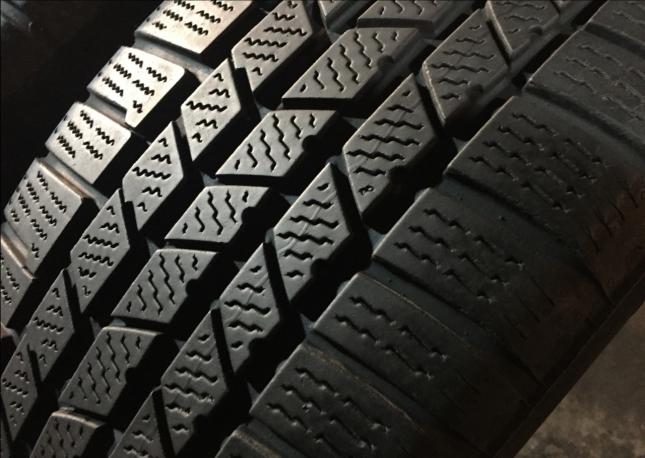 235/55R19 105H Continental CrossContact winter