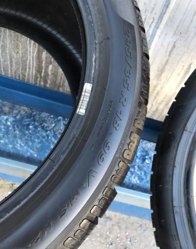 295 35 18 Pirelli SottoZero 240 serie2