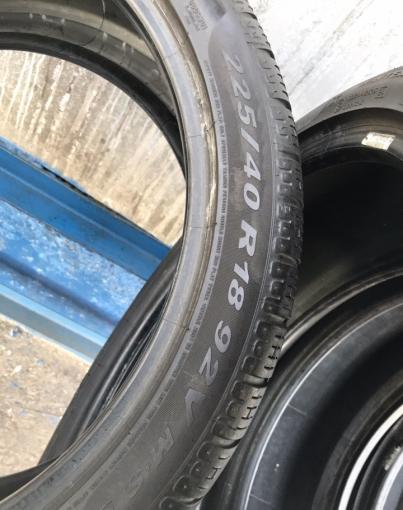 225 40 18 Pirelli Winter Sottozero 2 Runflat 4шт