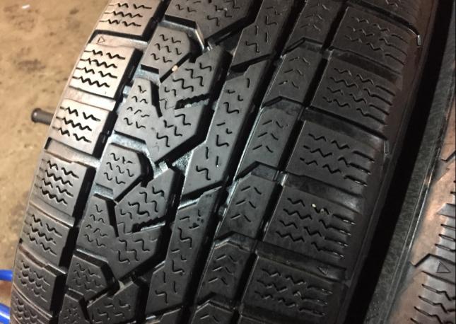 225/60R17 99H Kumho asimmetric I Zen RV Комплект