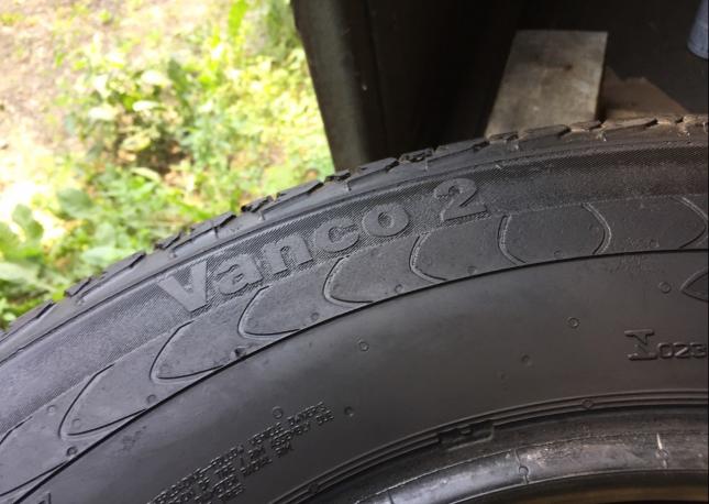 Continental Vanco2 235/65R16C-шка две штуки