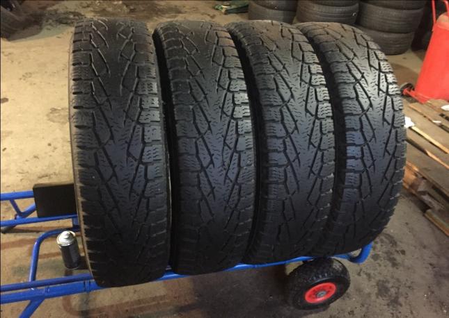 235/85R16LT C-шка Nokian Hakkapelitta LT2 120/116Q