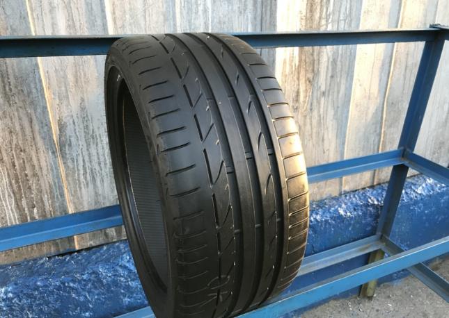 Шина бу 245 35 18 Bridgestone Potenza S001 RFT