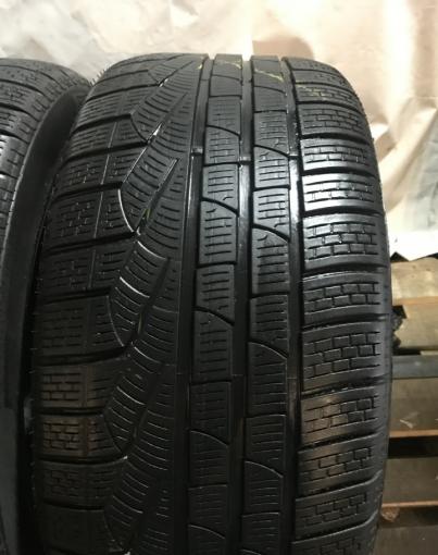 Зимние шины 235 50 R17 Pirelli Sotto Zero -2 шт