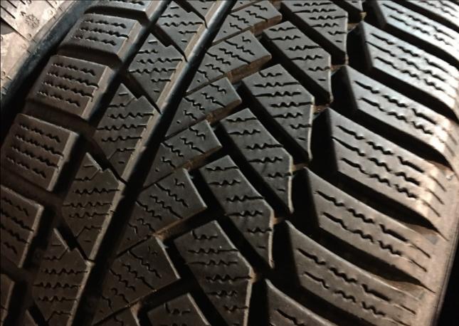 235/55R17 99H Continental WinterContact TS850P