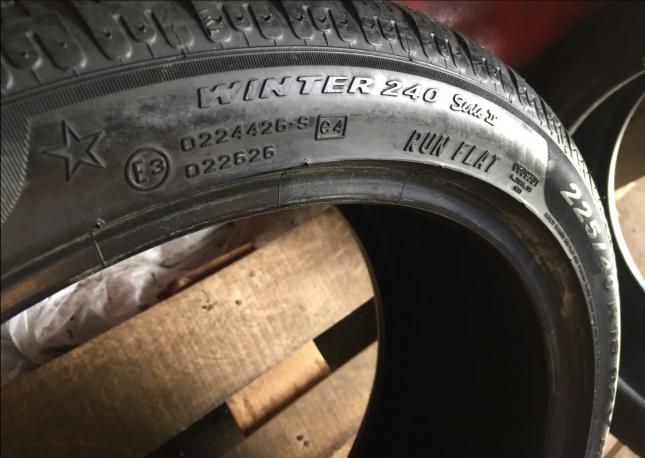 Пирелли ранфлет. Шины Пирелли 225 40 18. Pirelli Run Flat. Pirelli Run Flat шипы. RUNFLAT BMW.