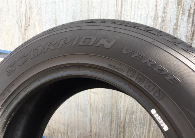 235/65R17 108v Pirelli scorpion Verde две штуки