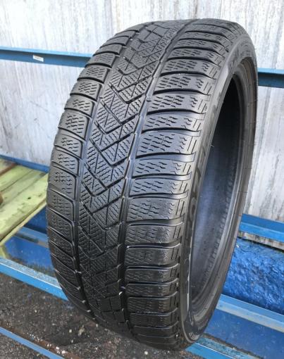 Зимняя шина 245 35 R21 Pirelli SottoZero3