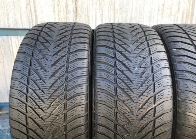 Спарка на Е Class R18 235/40 265/35 Goodyear Ultra